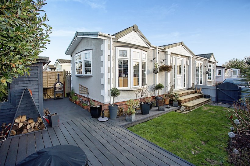 Shamblehurst Lane South, Hedge End, Southampton 2 bedroom park home