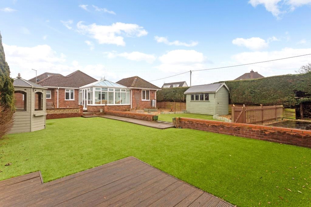 3 bedroom property for sale in Byfleet Avenue, Old Basing, RG24 Guide price £600,000