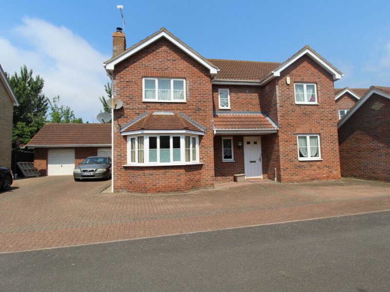 Mildenhall & Suffolk Estate Agent Henleys Independent Estate Agent