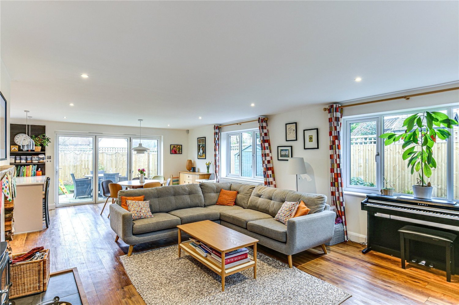 JacksonStops 3 bedroom property for sale in Post Office Row