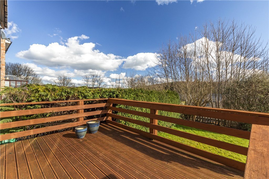 3 bedroom property for sale in St. James Road, Baildon, BD17 Guide