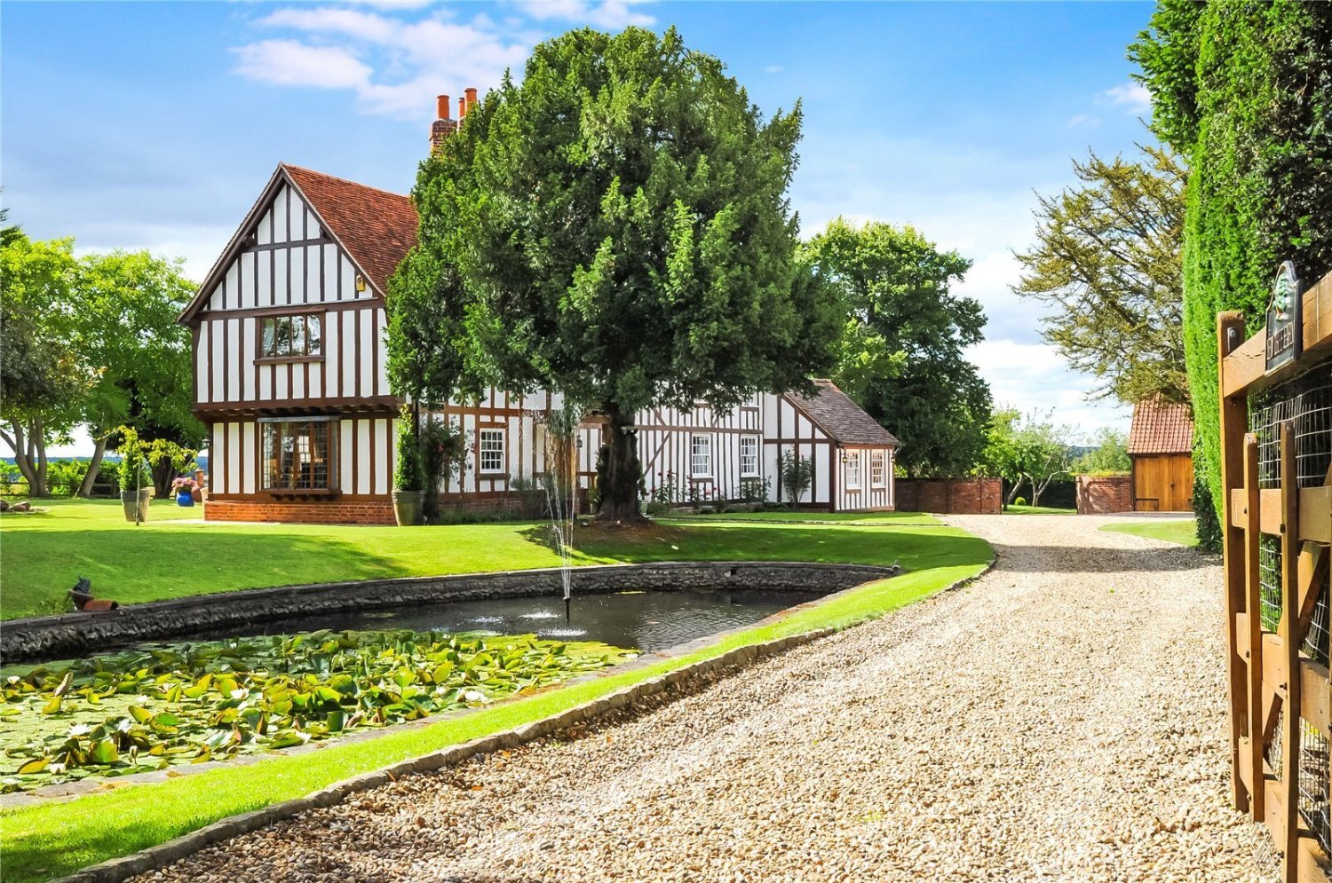 JacksonStops 5 bedroom property for sale in Navestock Heath