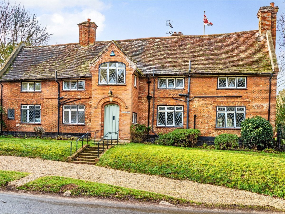JacksonStops 6 bedroom property for sale in Old Martlesham, Woodbridge, Suffolk, IP12 Guide