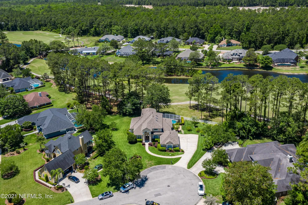 2704 Shawnee Way, Saint Johns, FL 32259