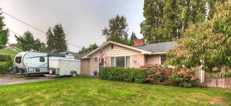 12047 24th Ave S, Seattle, WA 98168