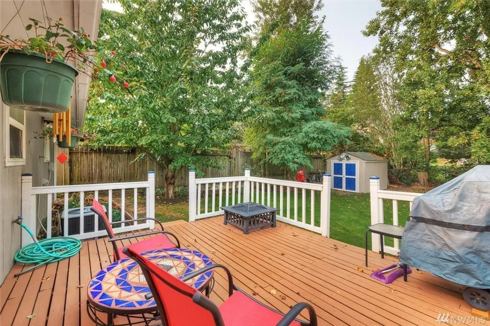 12047 24th Ave S, Seattle, WA 98168