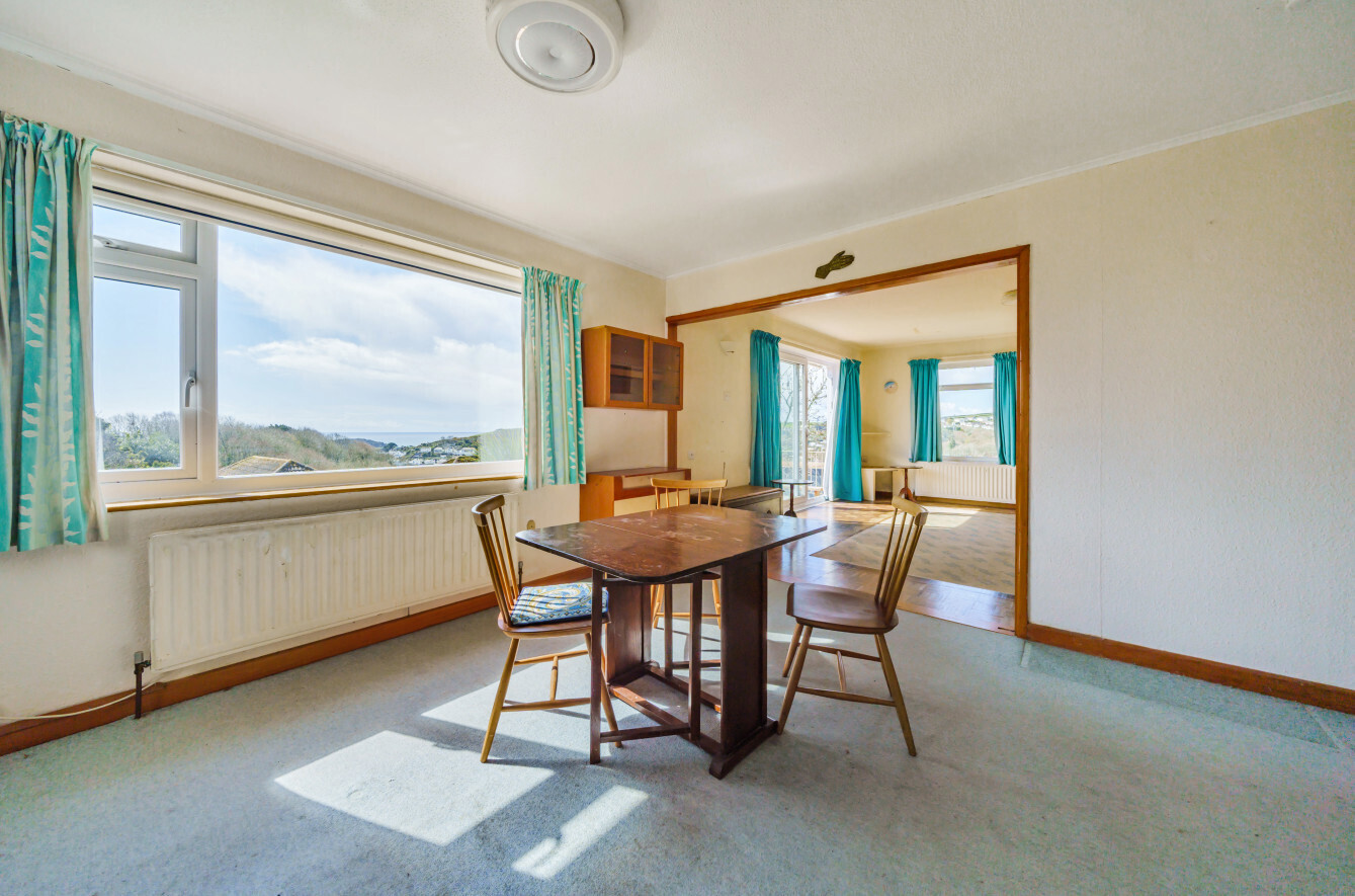 4 bedroom property for sale in St. Road, Looe, Cornwall, PL13