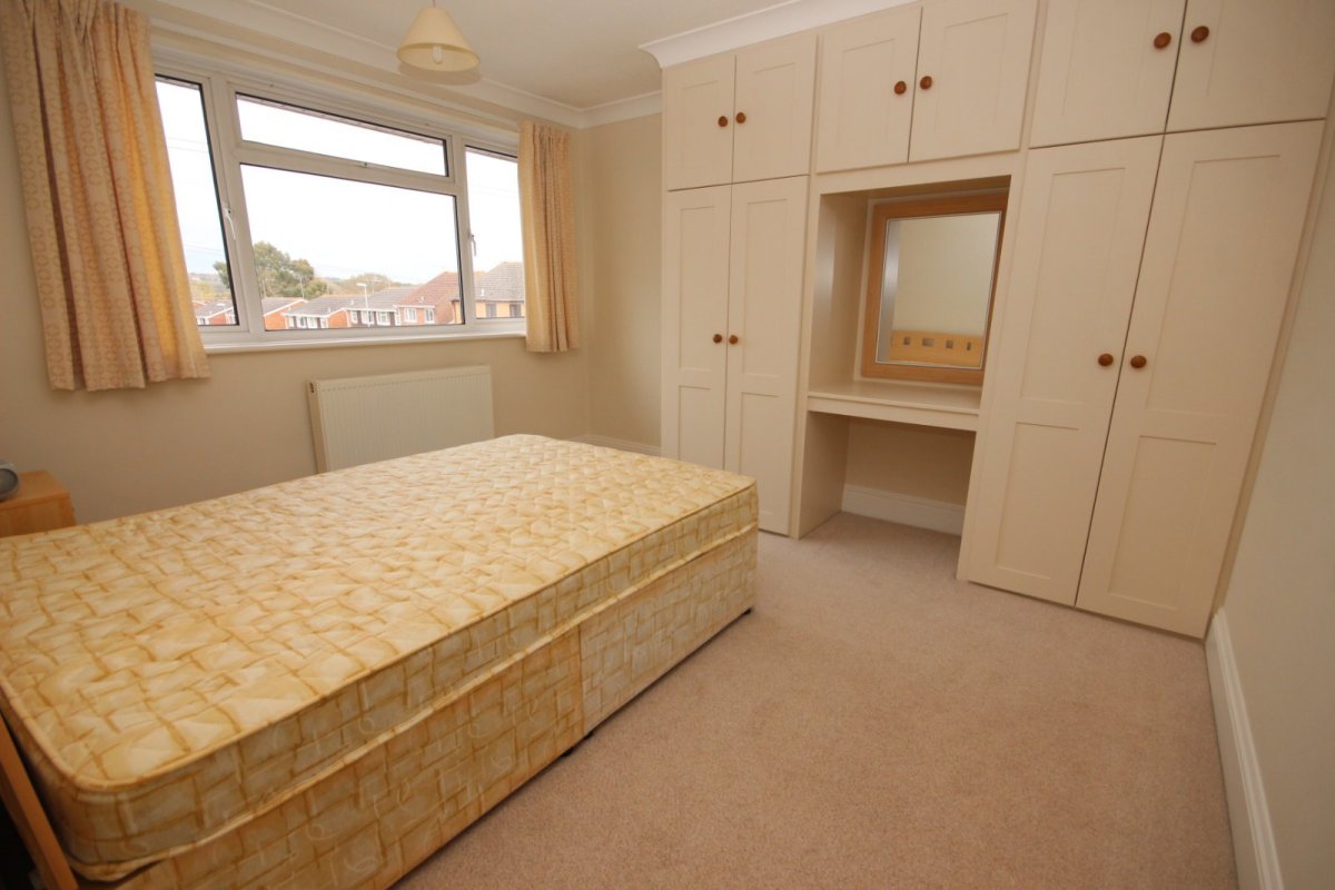 3 bedroom property for sale in Close, Upton, Poole, Dorset