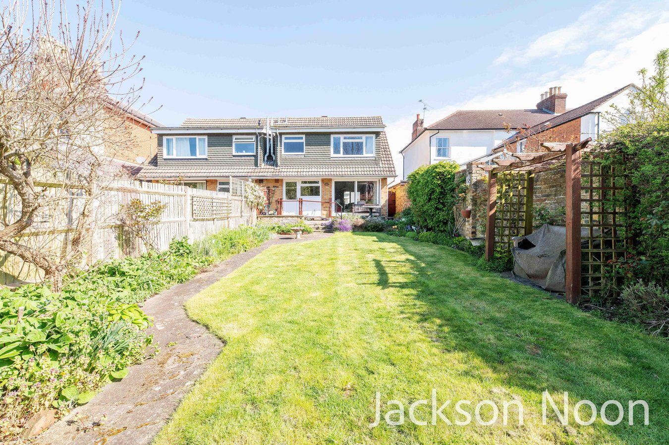 3 bedroom property for sale in Ladbroke Road, Epsom, KT18 £695,000