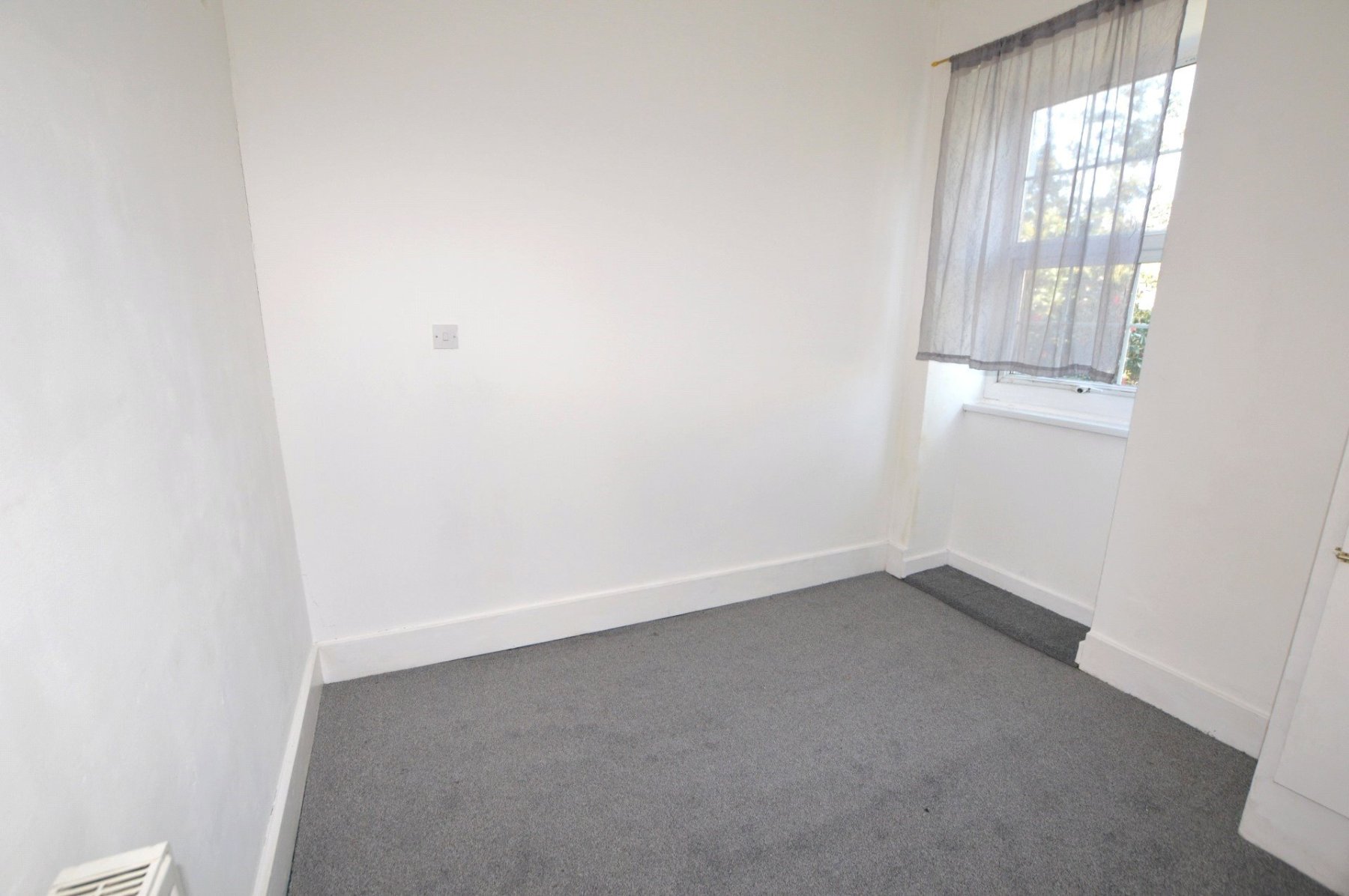 1 bedroom property for sale in Abbey Road, Torquay, Devon, TQ2 Guide