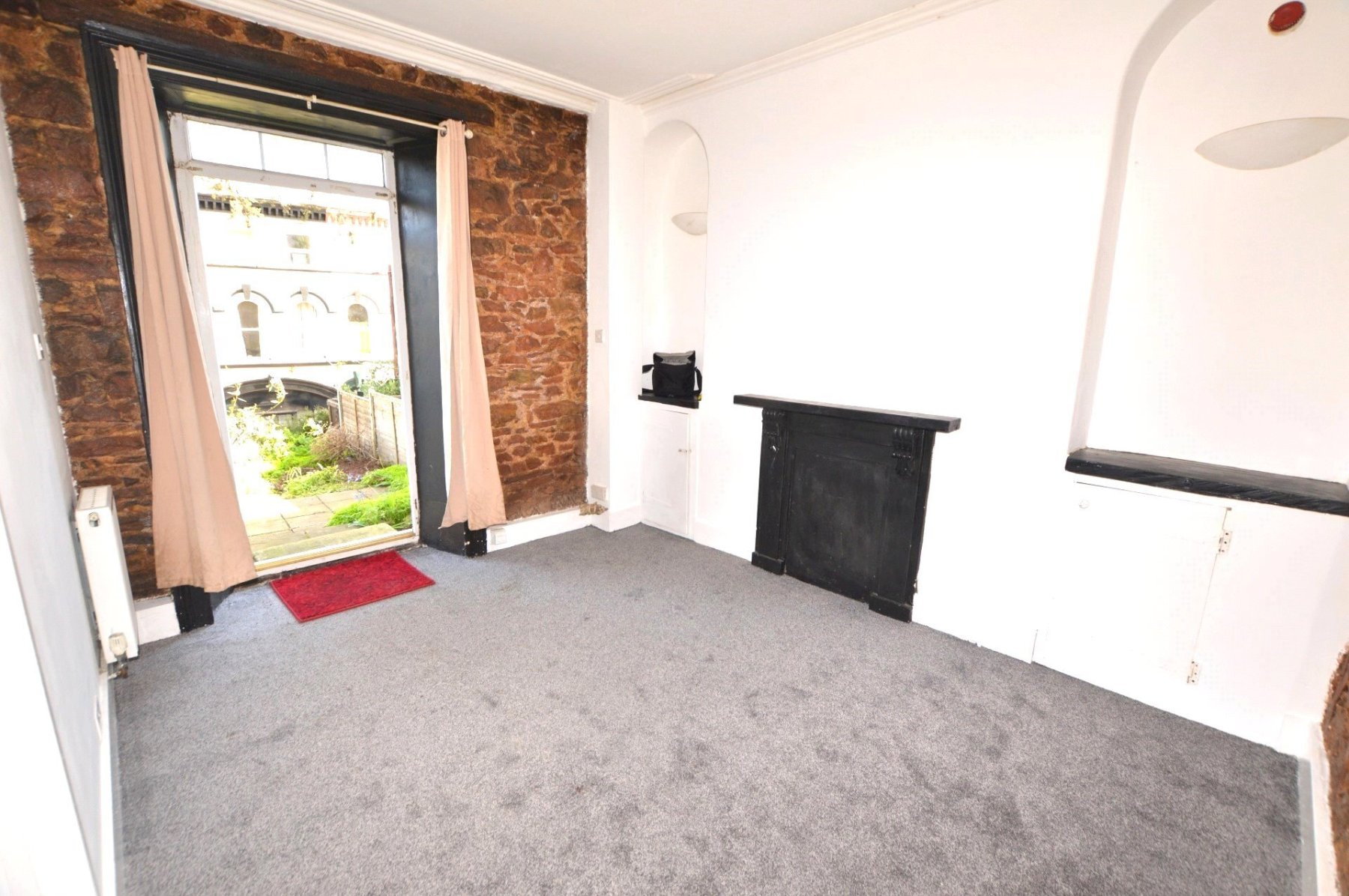 1 bedroom property for sale in Abbey Road, Torquay, Devon, TQ2 Guide