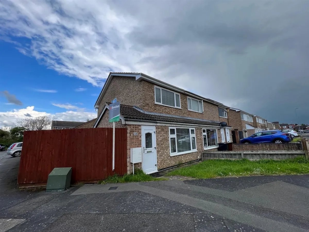 REDBROOK CRESCENT, MELTON MOWBRAY