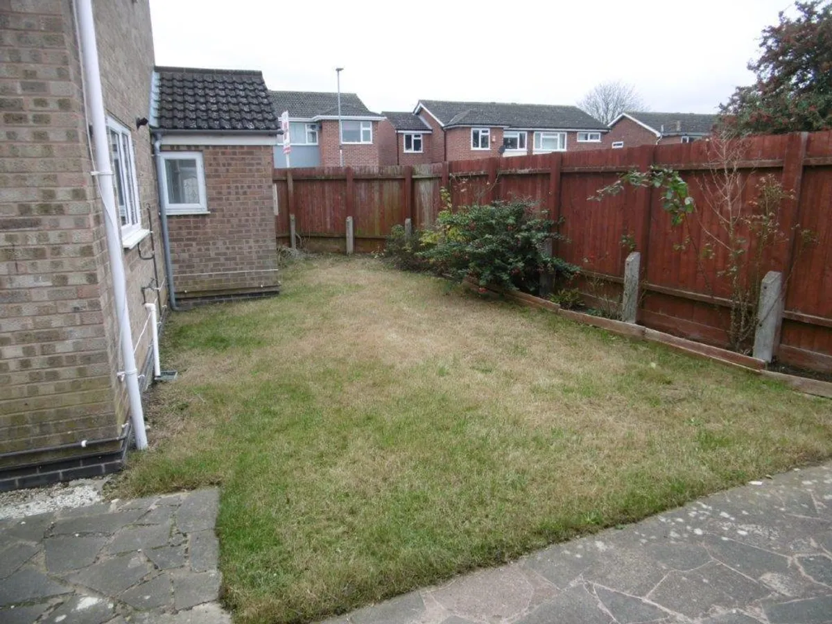 REDBROOK CRESCENT, MELTON MOWBRAY