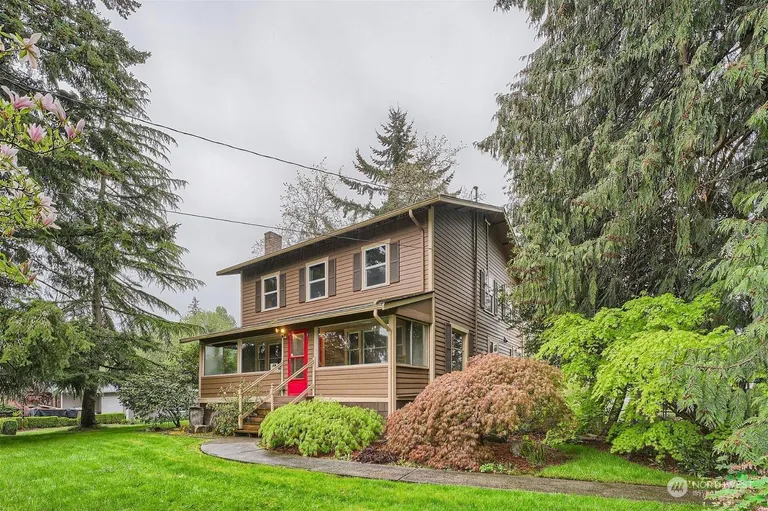 9412 Taylor St E, Edgewood, WA 98371