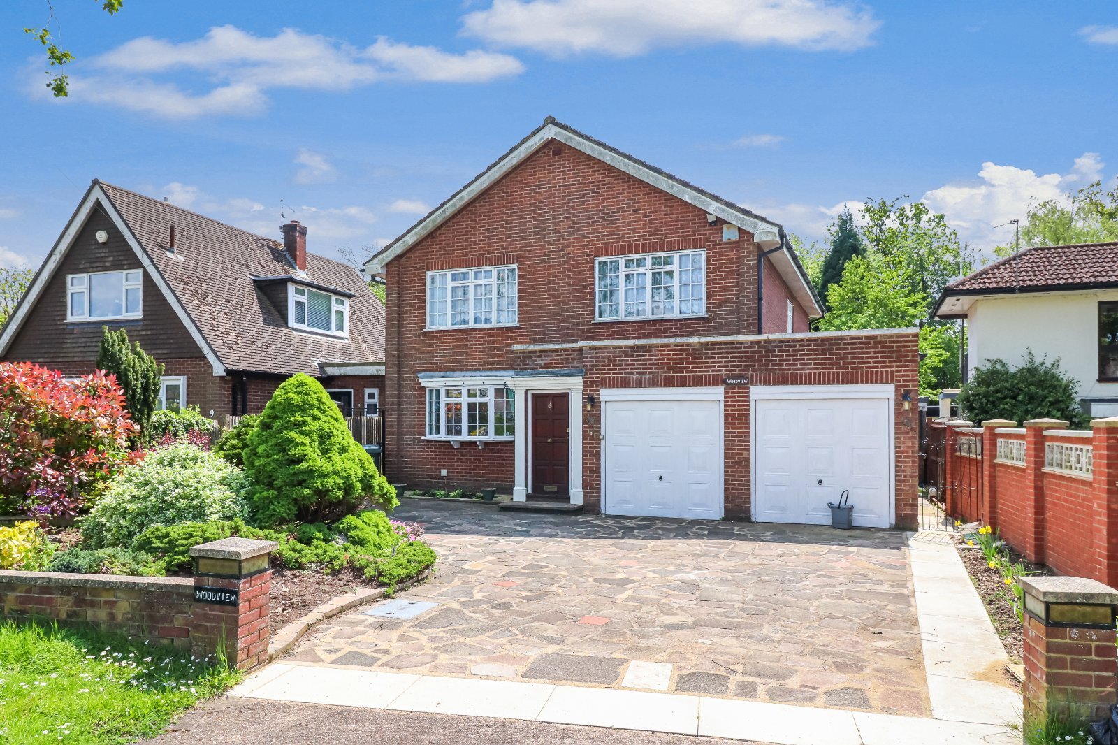 4 bedroom property for sale in Greenways, Abbots Langley, Herts, WD5