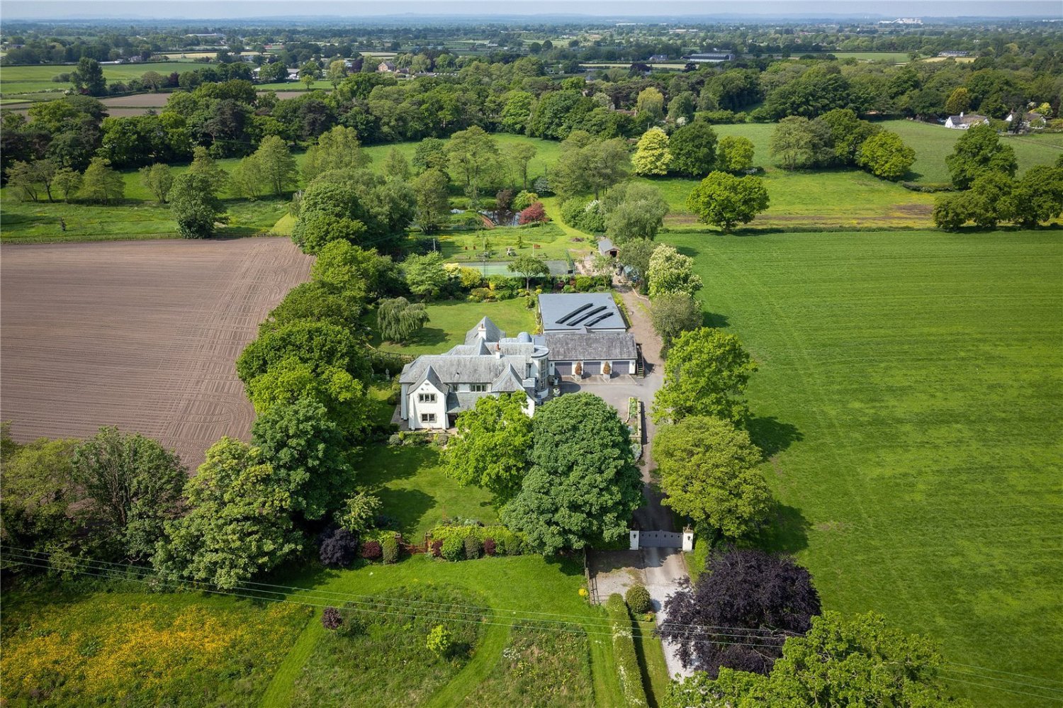 JacksonStops 5 bedroom property for sale in Heath Lane, Allostock