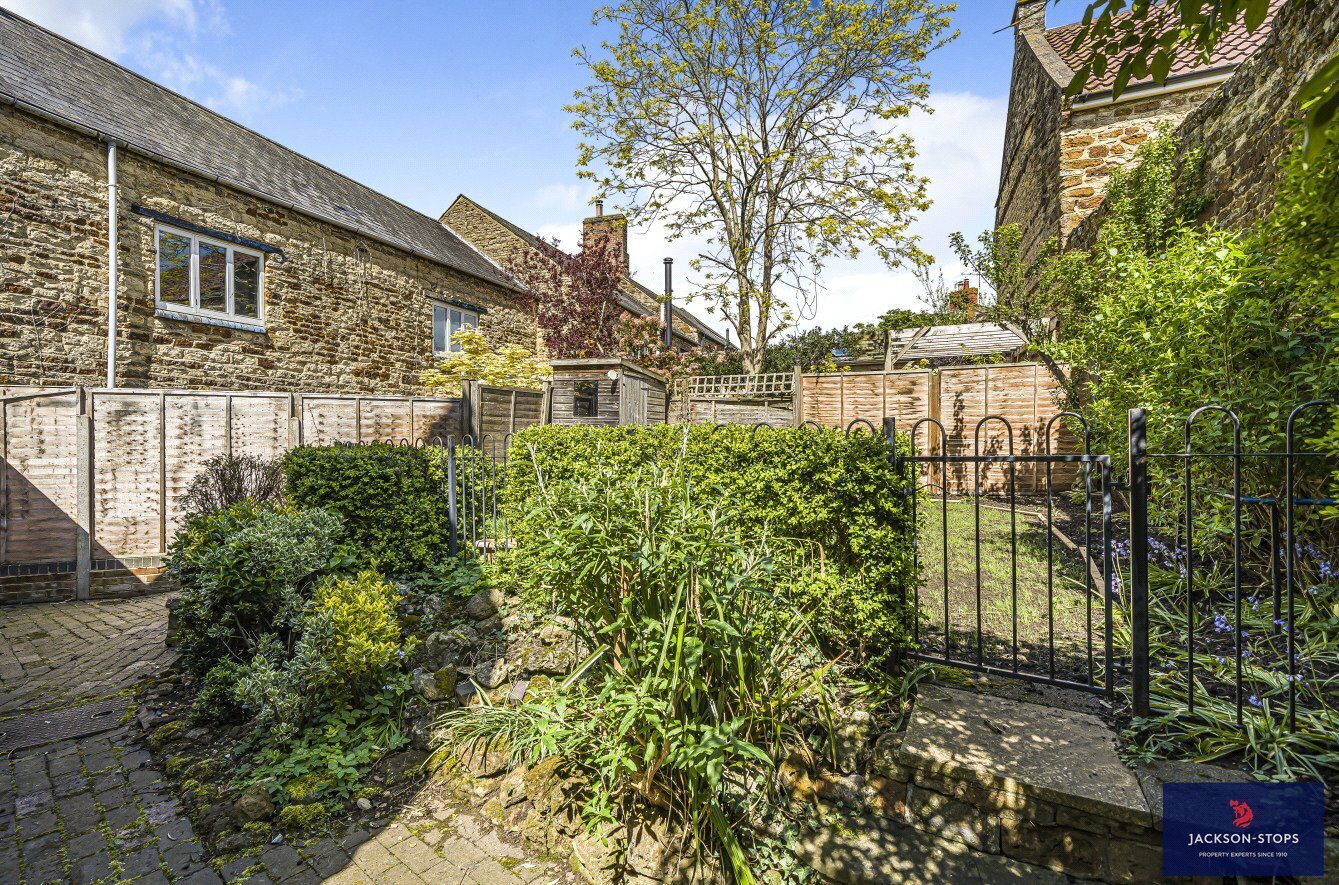 JacksonStops 3 bedroom property for sale in High Street, Finedon