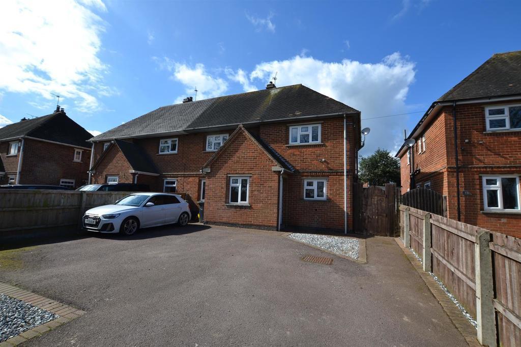 3 bedroom property for sale in Glenfields, Shepshed, Leicestershire £