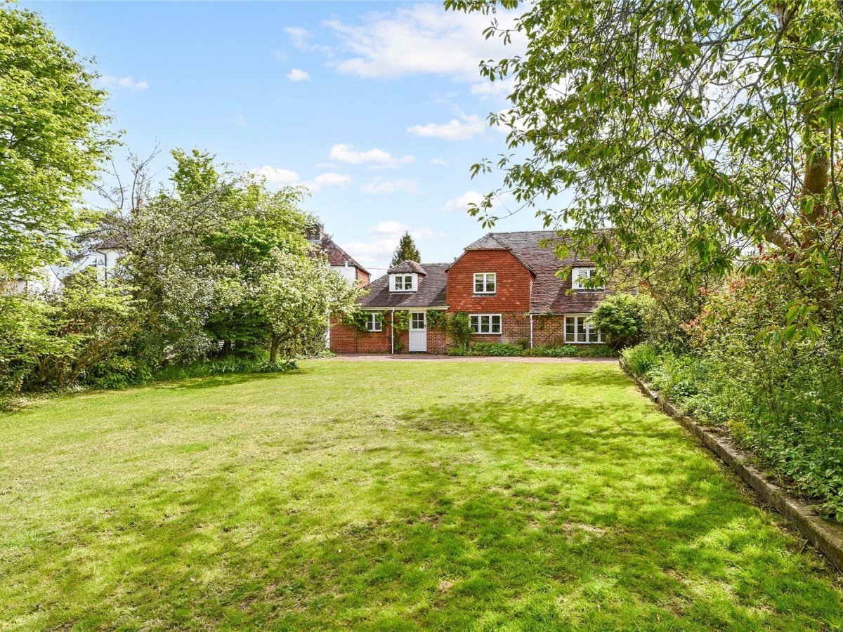 JacksonStops 4 bedroom property for sale in Peace Road, Heyshott