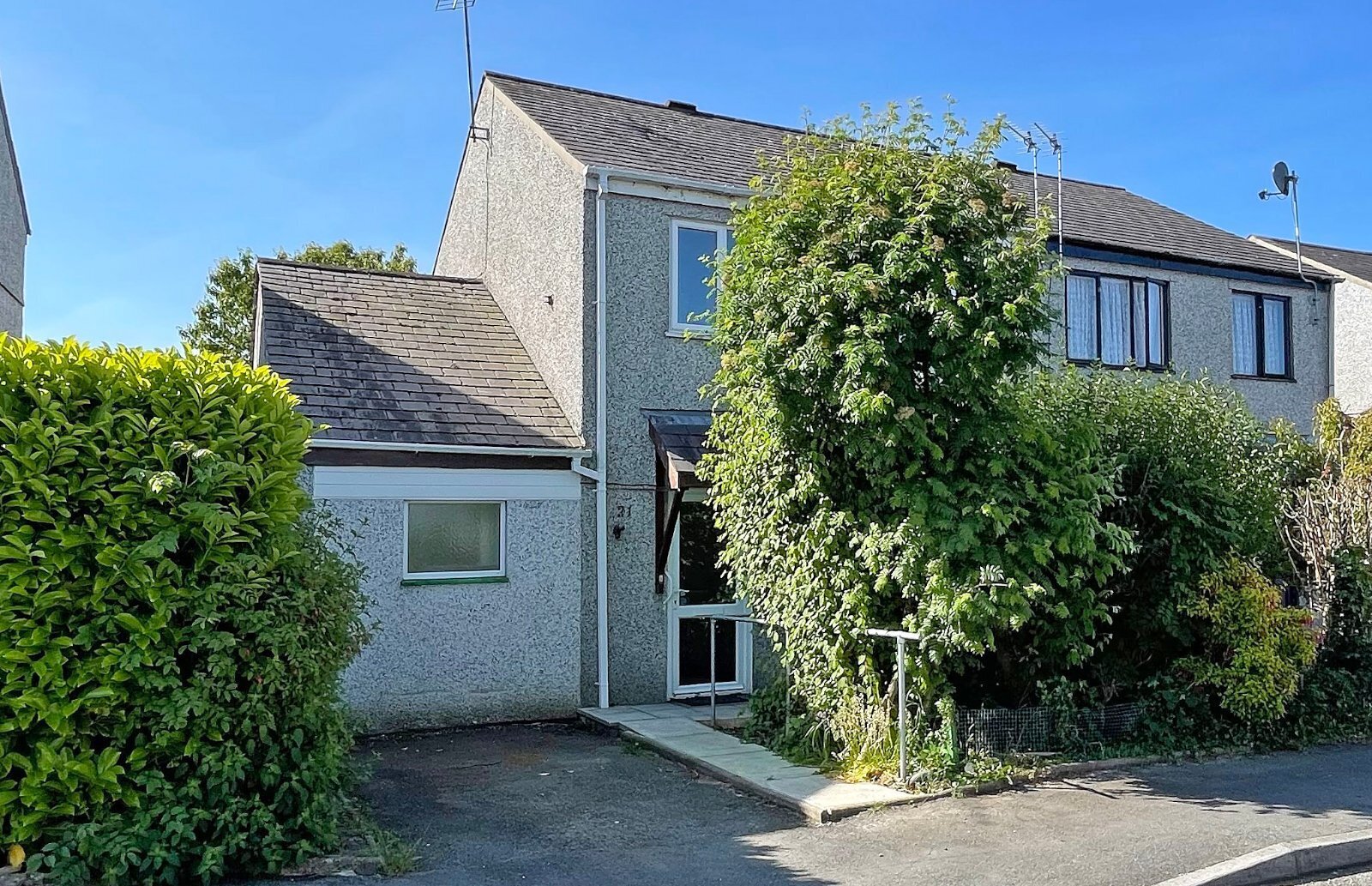 3 bedroom property for sale in Nant Y Glyn, Llanrug, Caernarfon, LL55