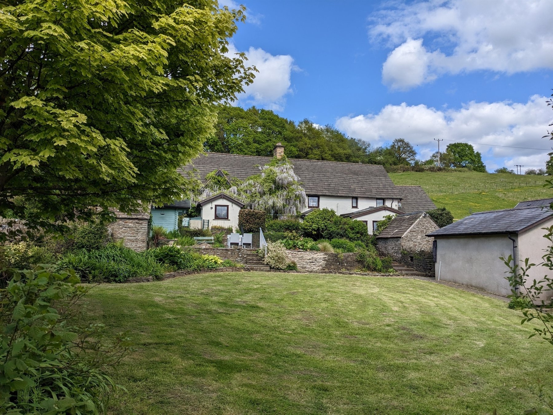 5 bedroom property for sale in Llanbradach, Llanbradach, CAERPHILLY £