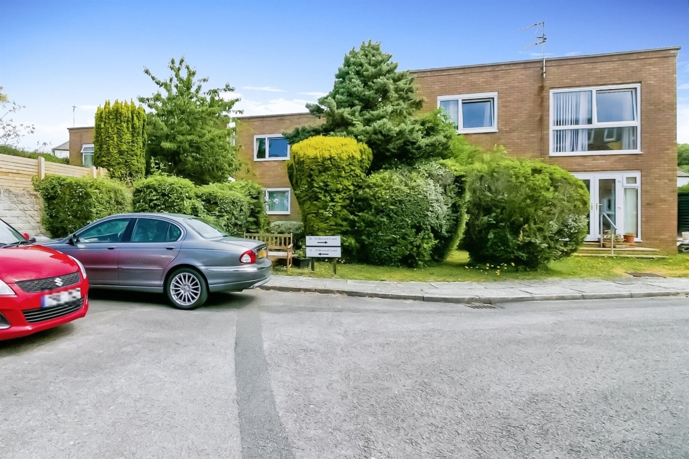 2 bedroom property for sale in Pontypridd Road, Barry Guide price £