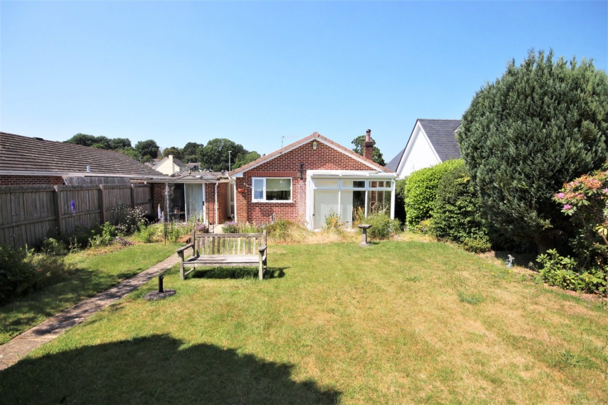 2 bedroom property for sale in Cheam Road, Broadstone, Dorset, BH18 Offers over £485,000
