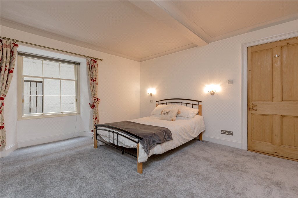 2 bedroom apartment for sale in Clarence Street, Edinburgh, Midlothian