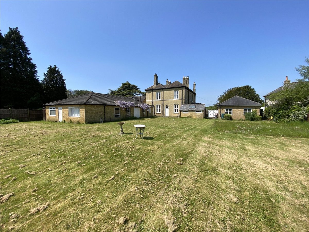 JacksonStops 5 bedroom property for sale in Broad Walk, Forestside