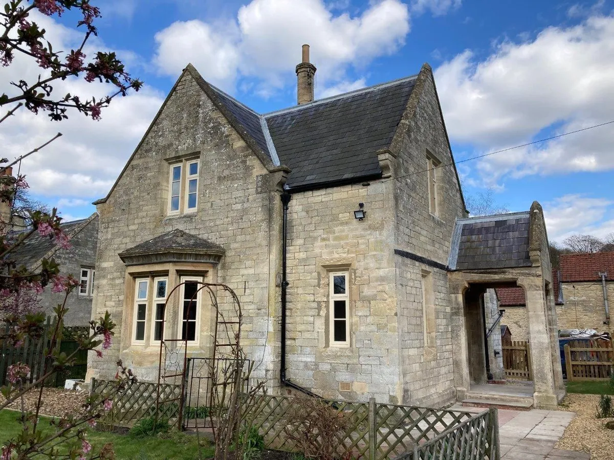 SCHOOL ROW, STOKE ROCHFORD, GRANTHAM