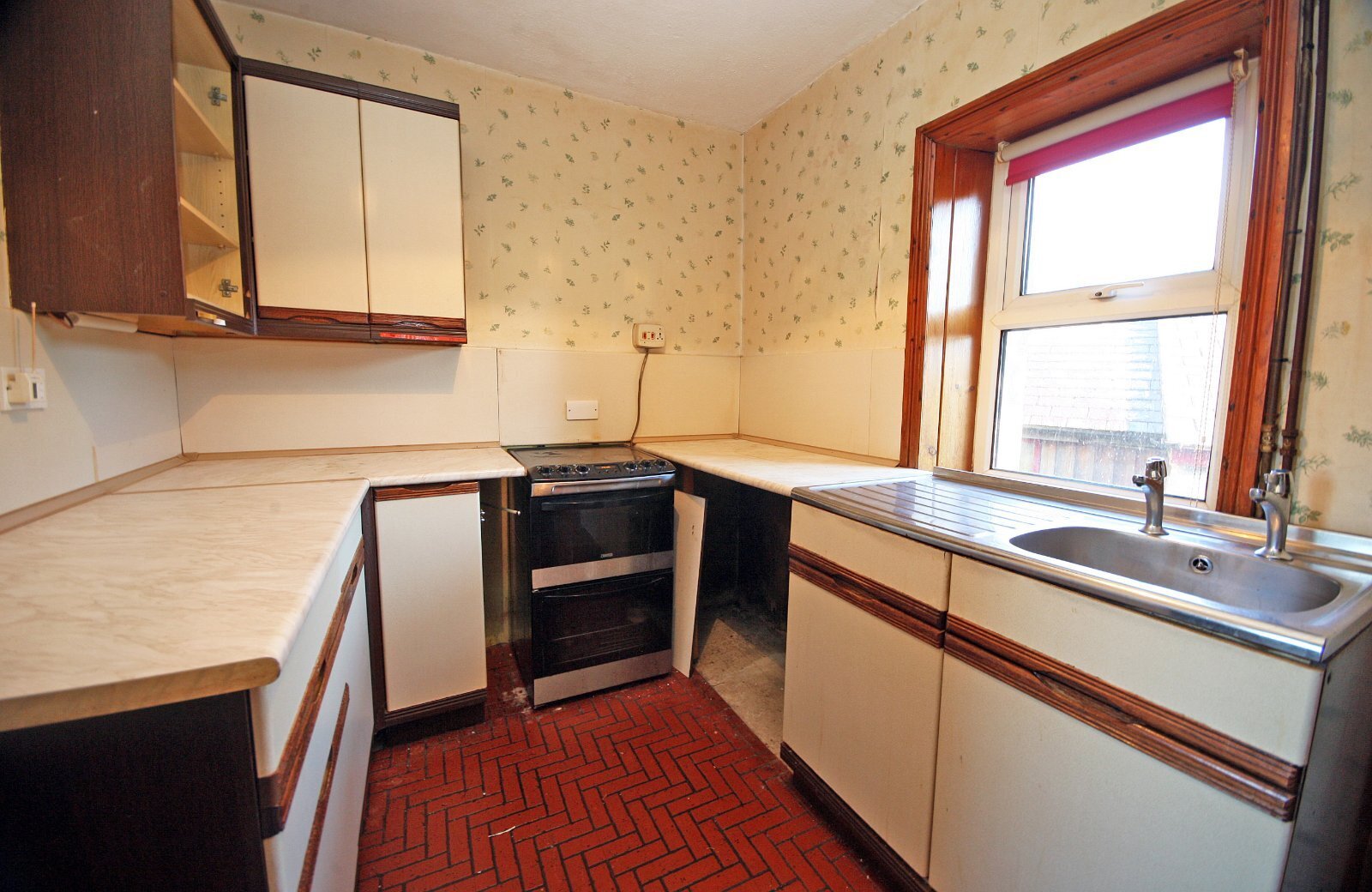 3 bedroom property for sale in Brynteg, ClwtyBont, Caernarfon, LL55