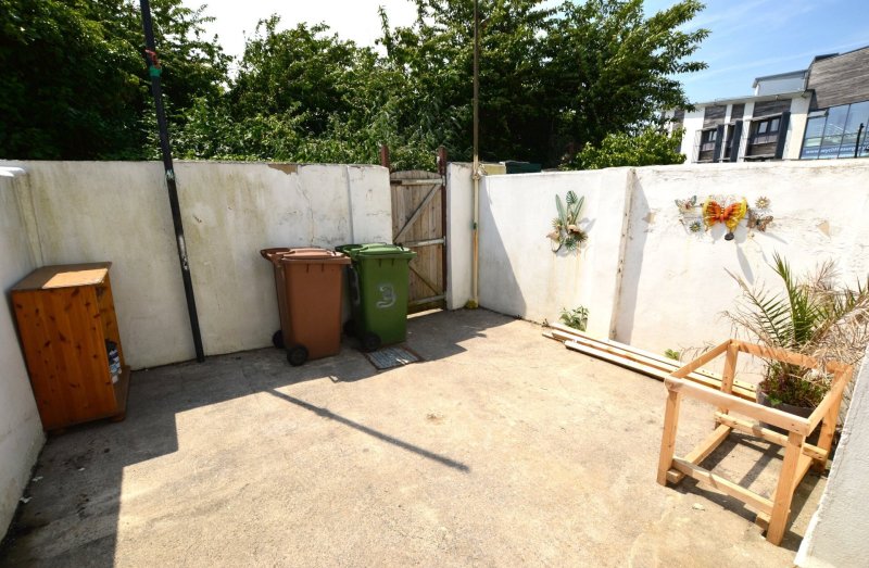 3 bedroom property for sale in Cattedown Road, Plymouth, Devon, PL4