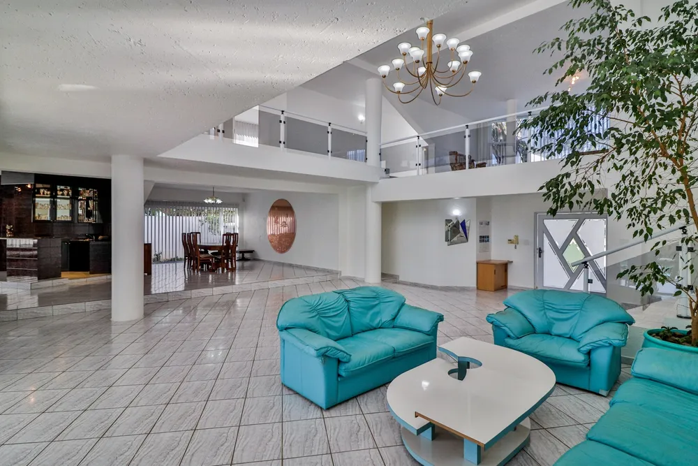 View image gallery of South Africa, Gauteng, Northcliff, Maluti Avenue, 94