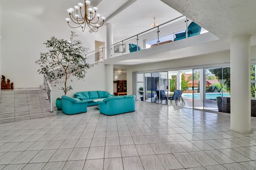 South Africa, Gauteng, Northcliff, Maluti Avenue, 94