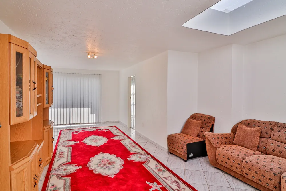 South Africa, Gauteng, Northcliff, Maluti Avenue, 94
