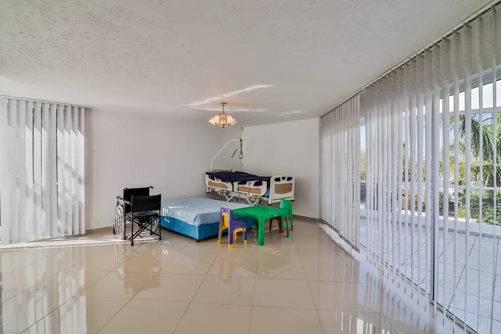 South Africa, Gauteng, Northcliff, Maluti Avenue, 94
