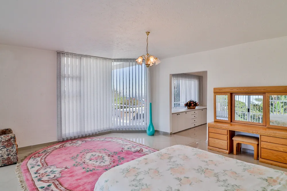 South Africa, Gauteng, Northcliff, Maluti Avenue, 94