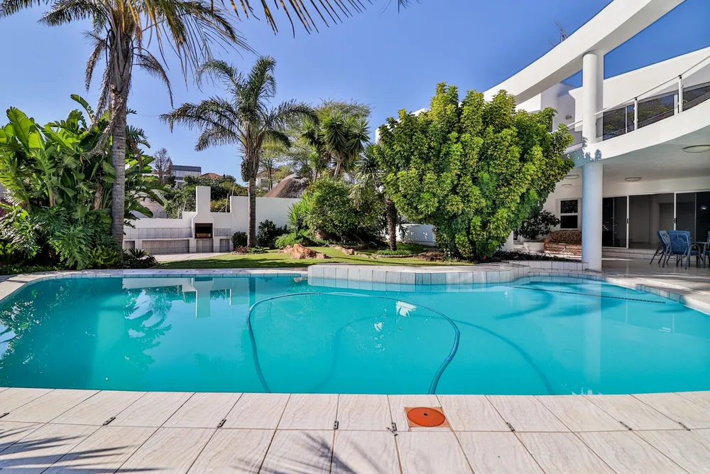 South Africa, Gauteng, Northcliff, Maluti Avenue, 94