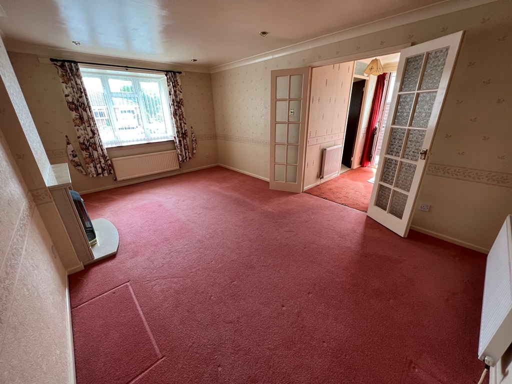 2 bedroom property for sale in Road, Cleethorpes, DN35 0TA