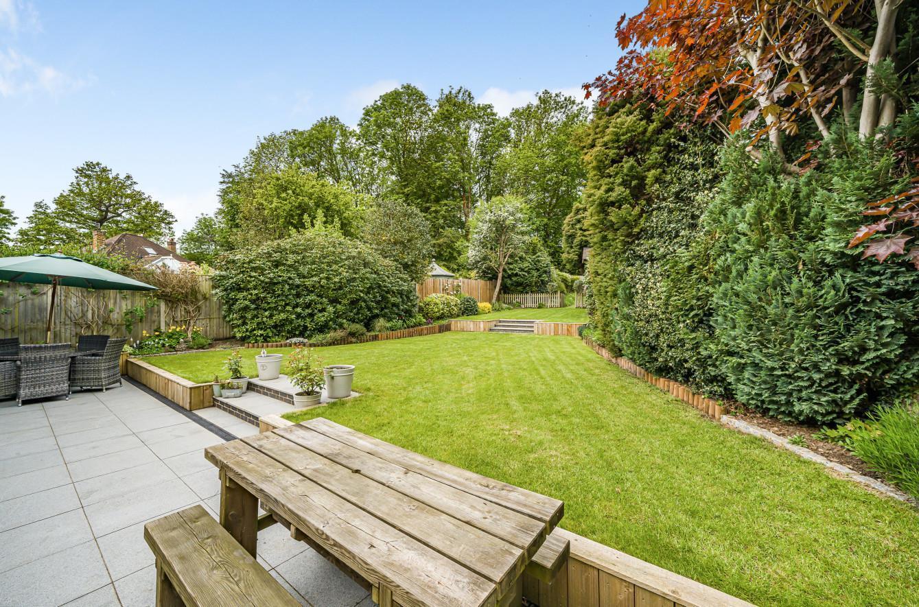 4 bedroom property for sale in Tilehouse Way, Denham £1,150,000