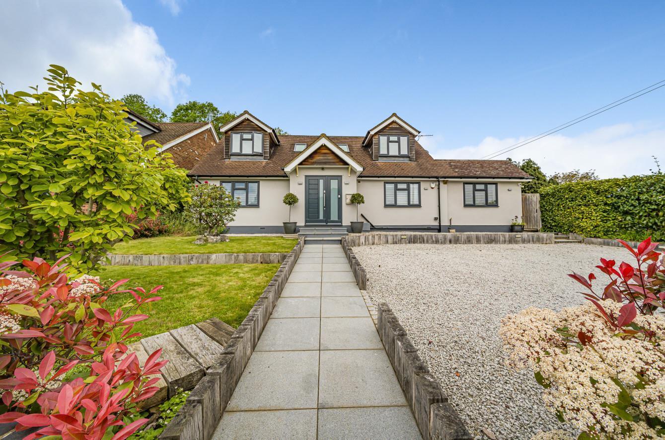 4 bedroom property for sale in Tilehouse Way, Denham £1,150,000