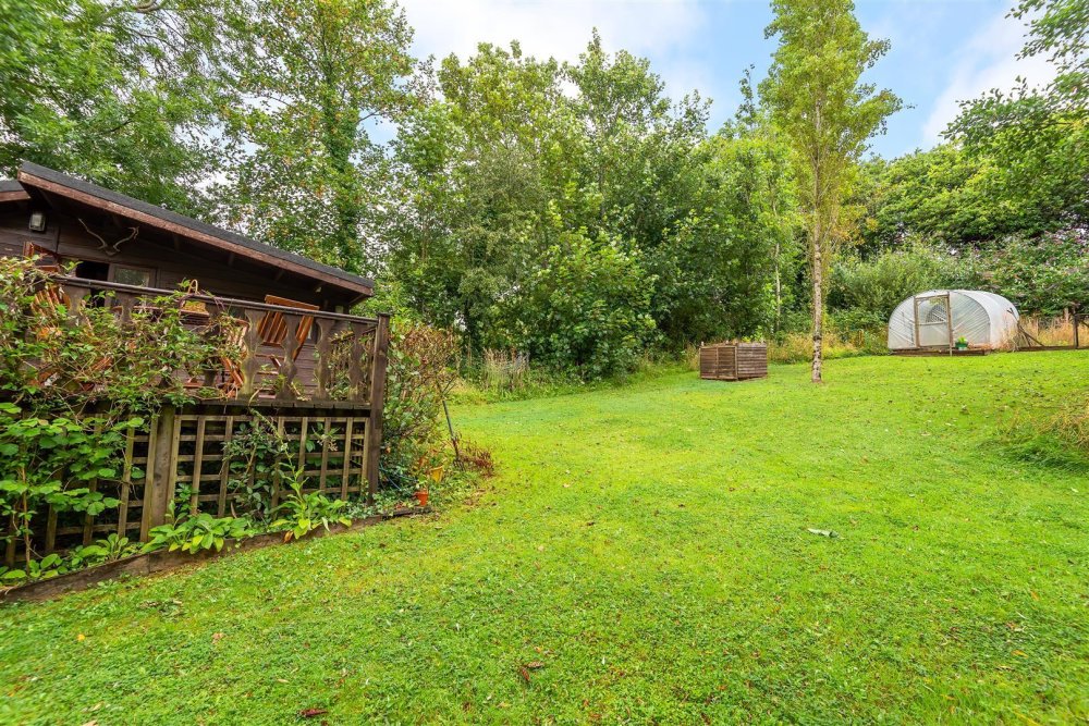 Stags 2 bedroom property for sale in Bush, Bude