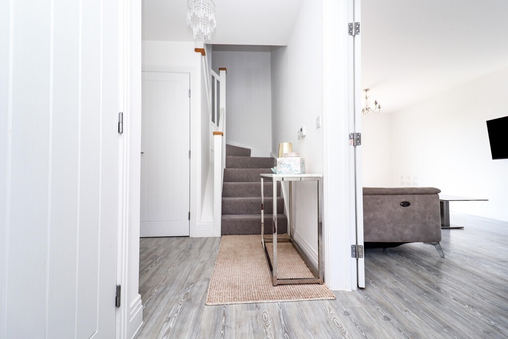 4 bedroom property in Redwood Road, Eden Park, Rugby Guide price £380,000