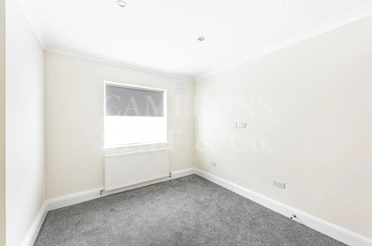 Oaklands Road, Cricklewood, NW2
