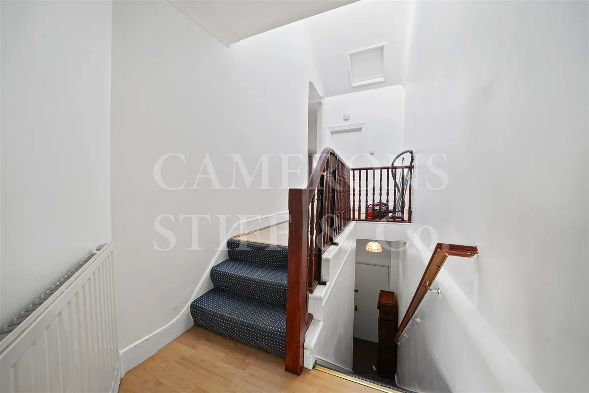 Winchester Avenue, London