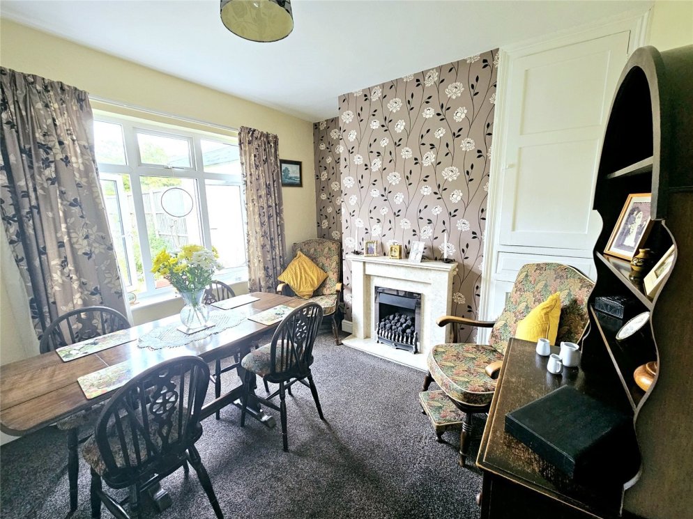 3 bedroom property for sale in Greatfield Road, Kidderminster