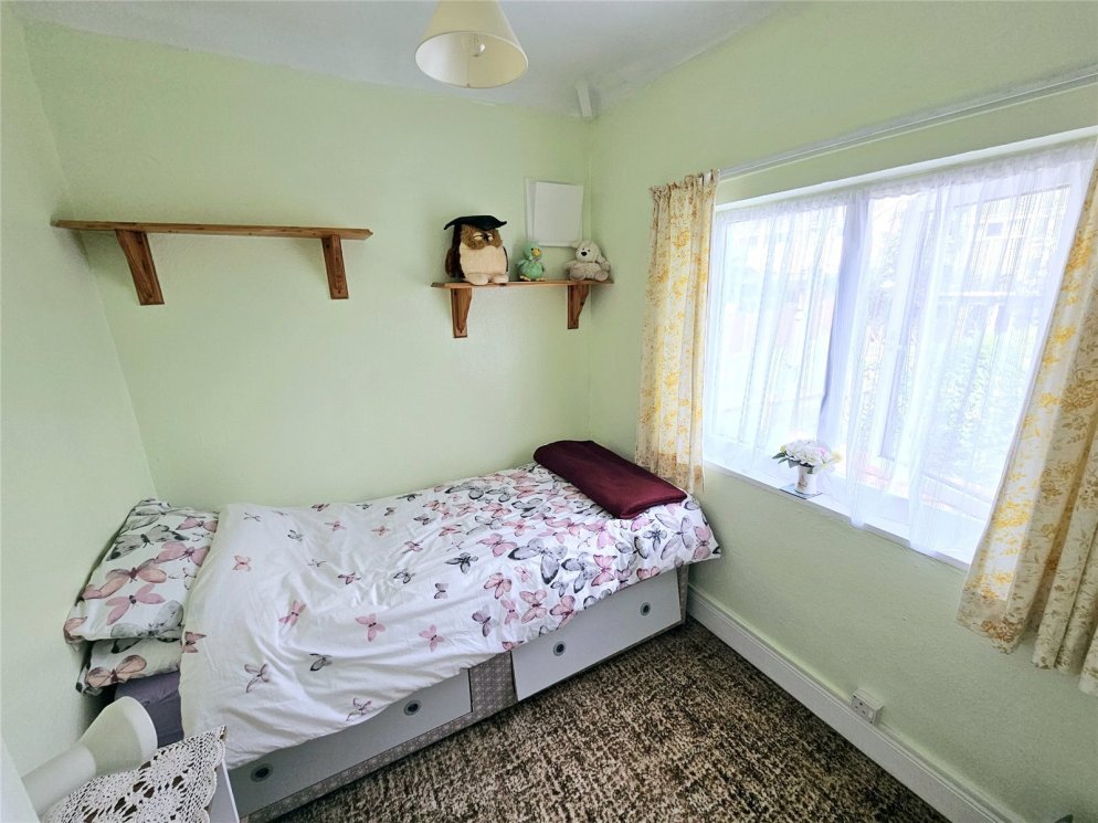 3 bedroom property for sale in Greatfield Road, Kidderminster