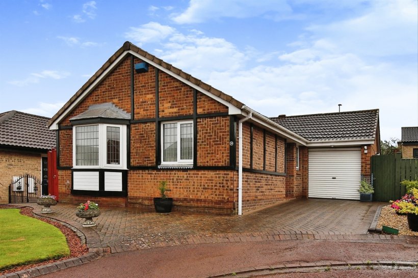 Brimston Close, Hartlepool 3 bedroom detached bungalow Manners