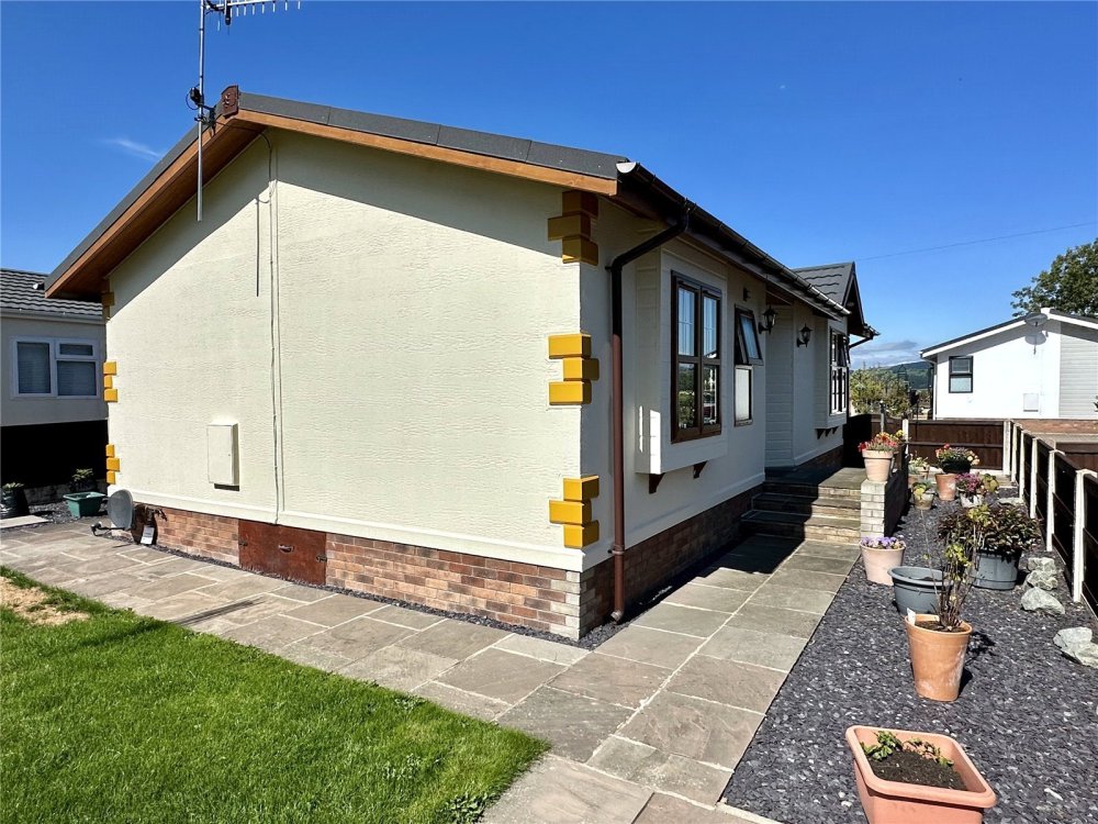 2 bedroom property for sale in Forden, Welshpool, Powys, SY21 Offers