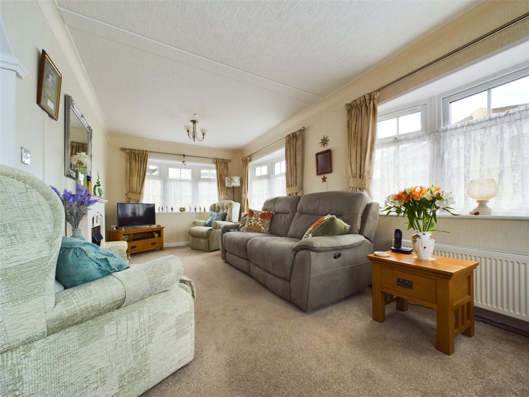 2 bedroom property for sale in Iford Bridge Home Park, Old Bridge Road